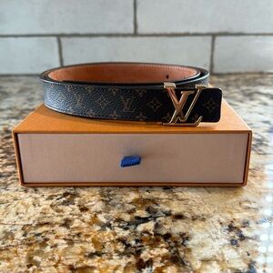 Louis Vuitton Women’s Belt - Size 32